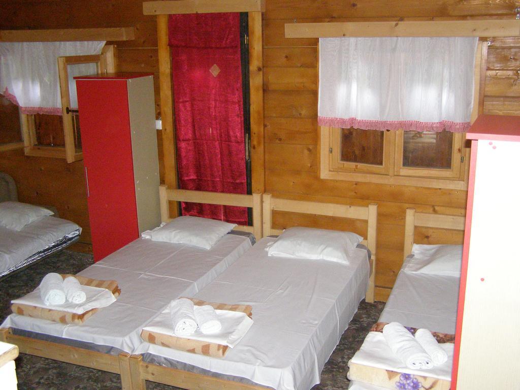 Guesthouse Kuzmanovic Guča 外观 照片