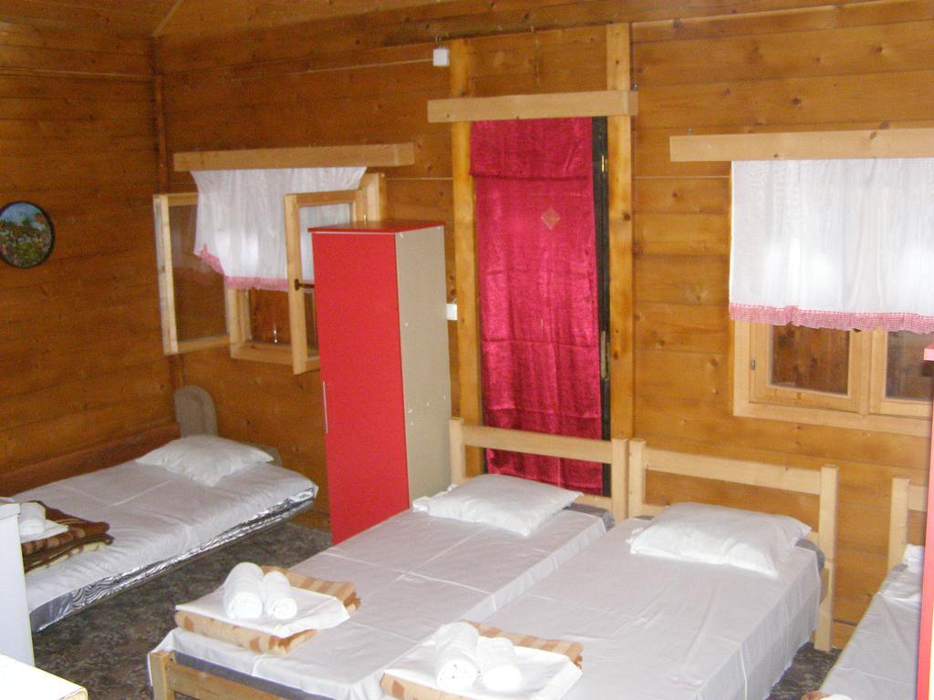 Guesthouse Kuzmanovic Guča 外观 照片